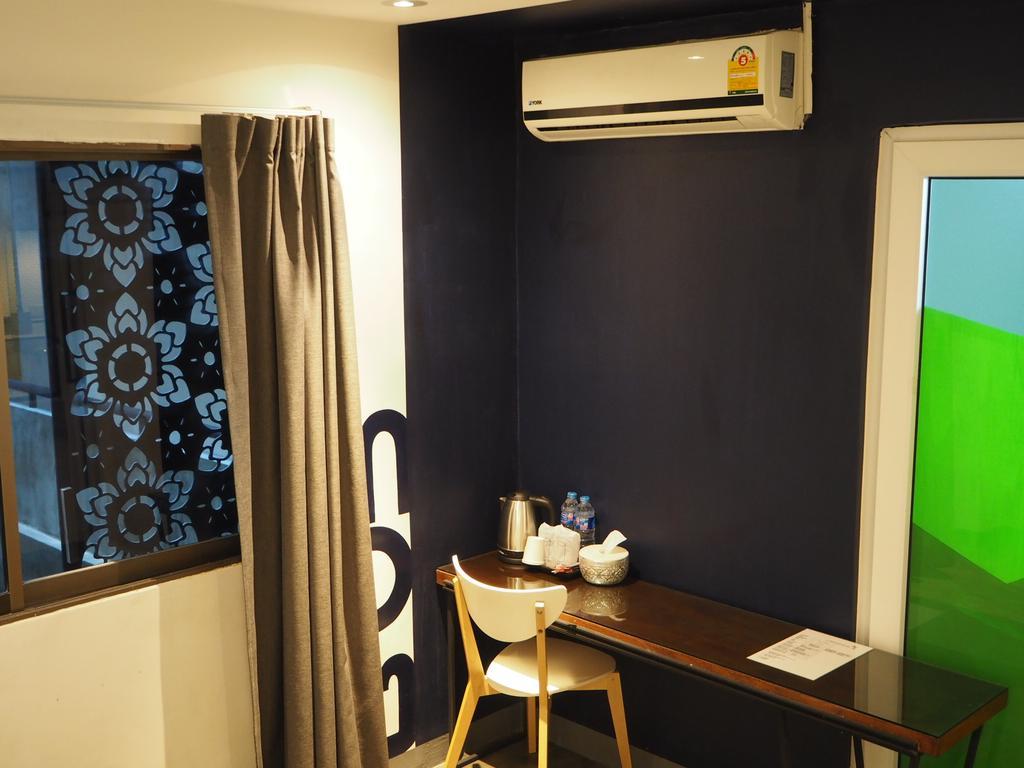 Art-C House Hotel Phuket ภายนอก รูปภาพ